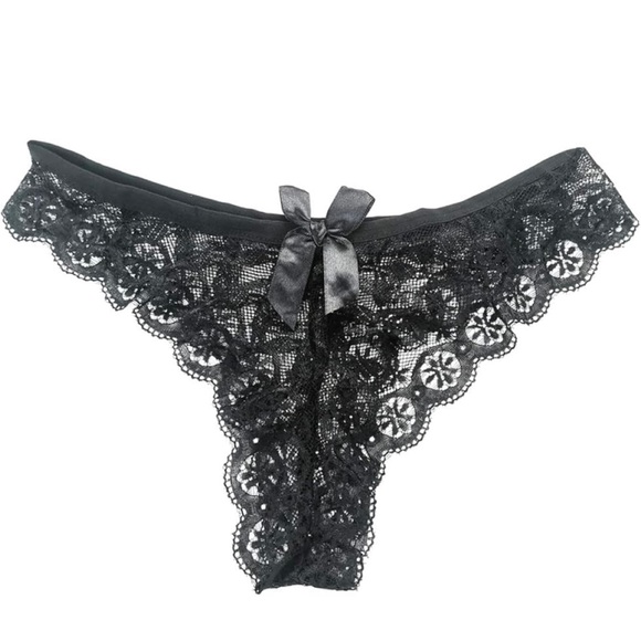 Black Lace Thong - Picture 4 of 5